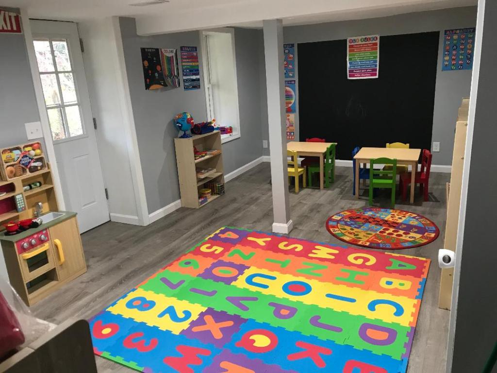 The play and learning room